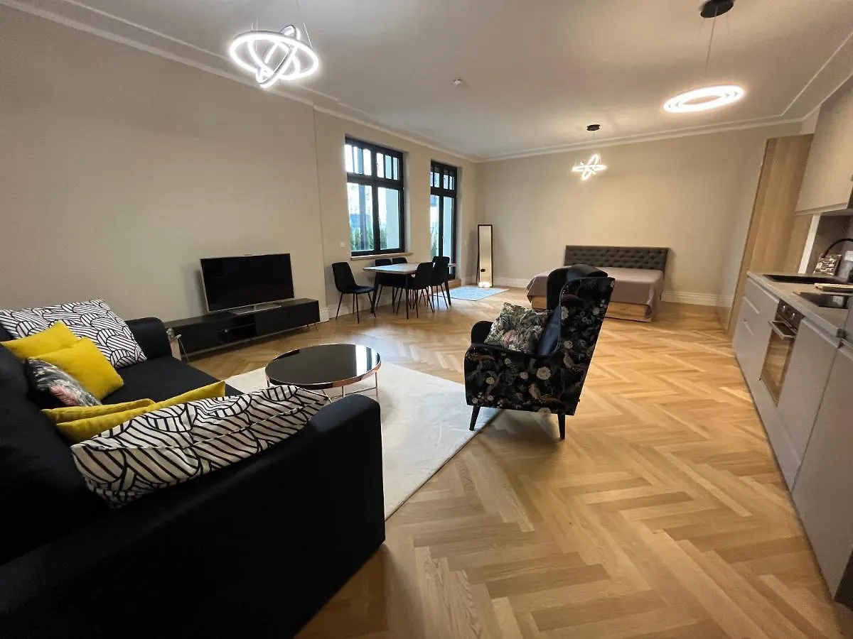 Luxpur location